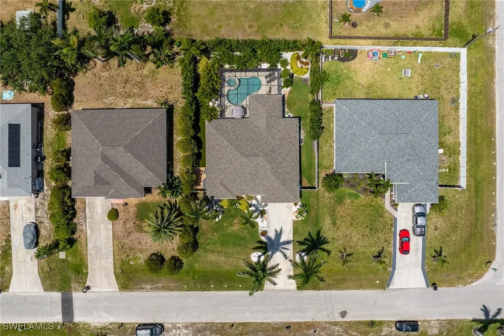 2805 NW 4th Street Cape Coral FL 33993