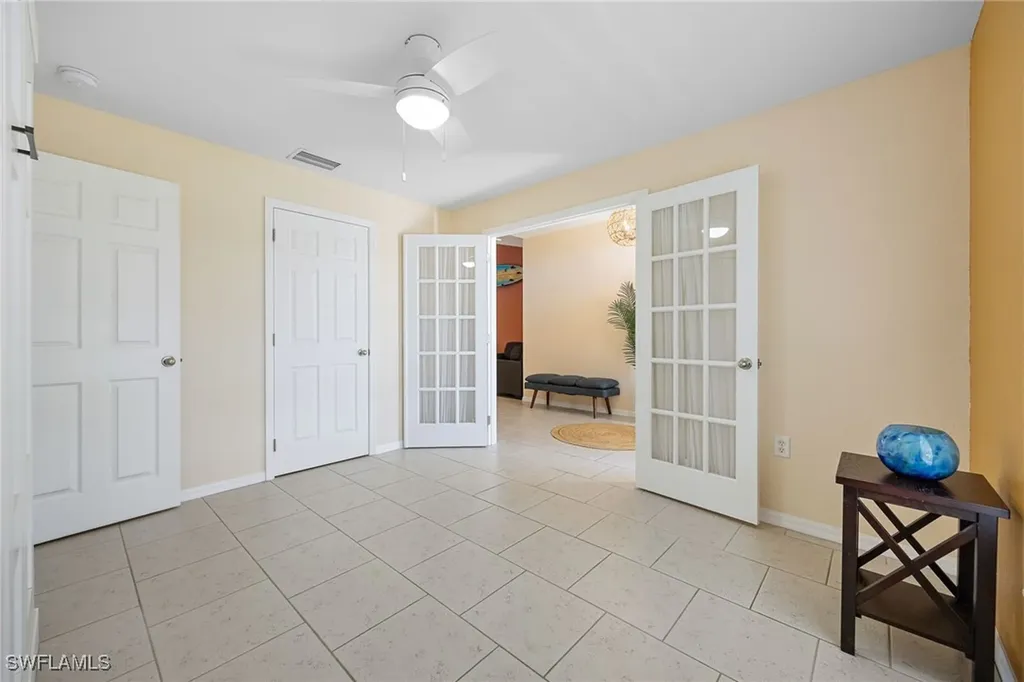 2805 NW 4th Street Cape Coral FL 33993