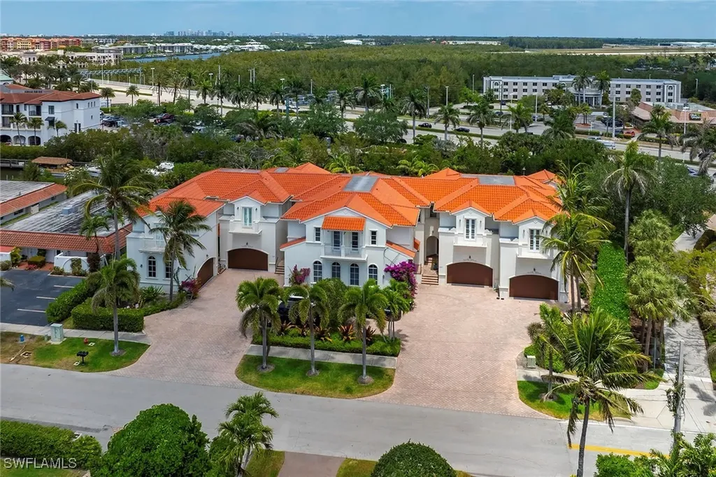 1603 Curlew Avenue Naples FL 34102