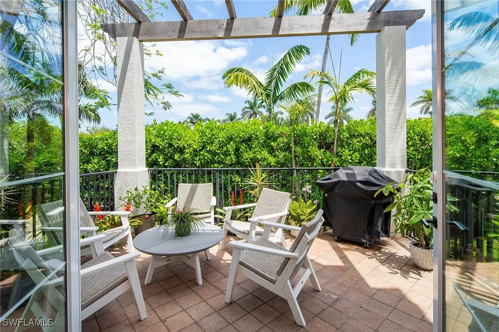 1603 Curlew Avenue Naples FL 34102