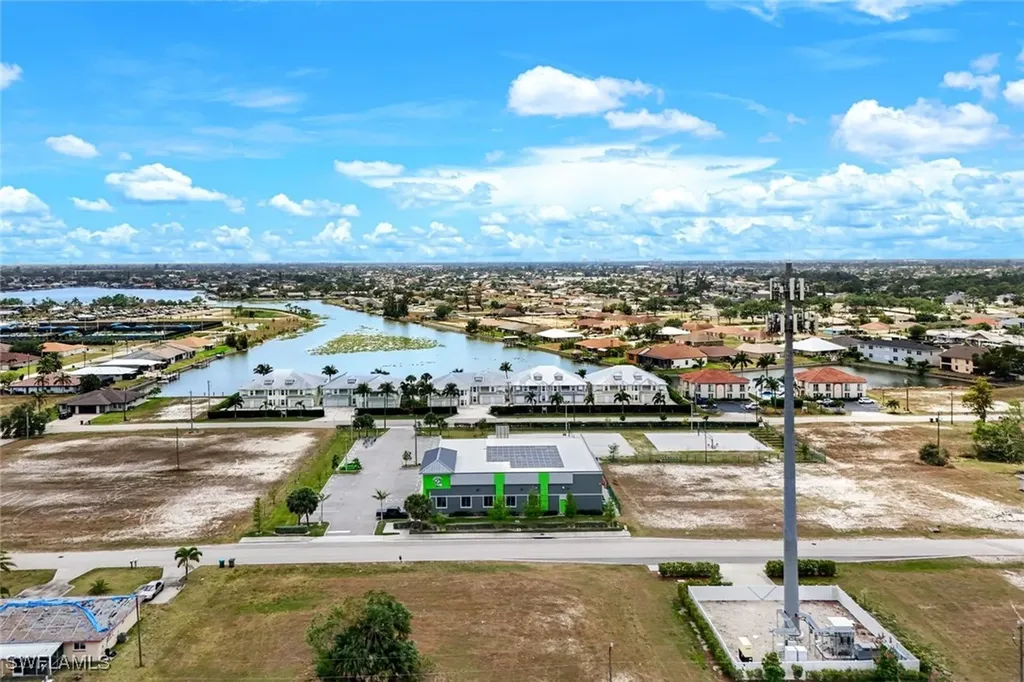326 SW 2nd Terrace Cape Coral FL 33991