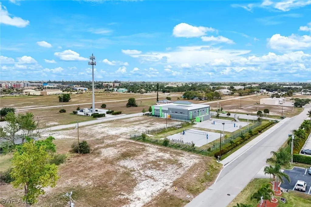 326 SW 2nd Terrace Cape Coral FL 33991