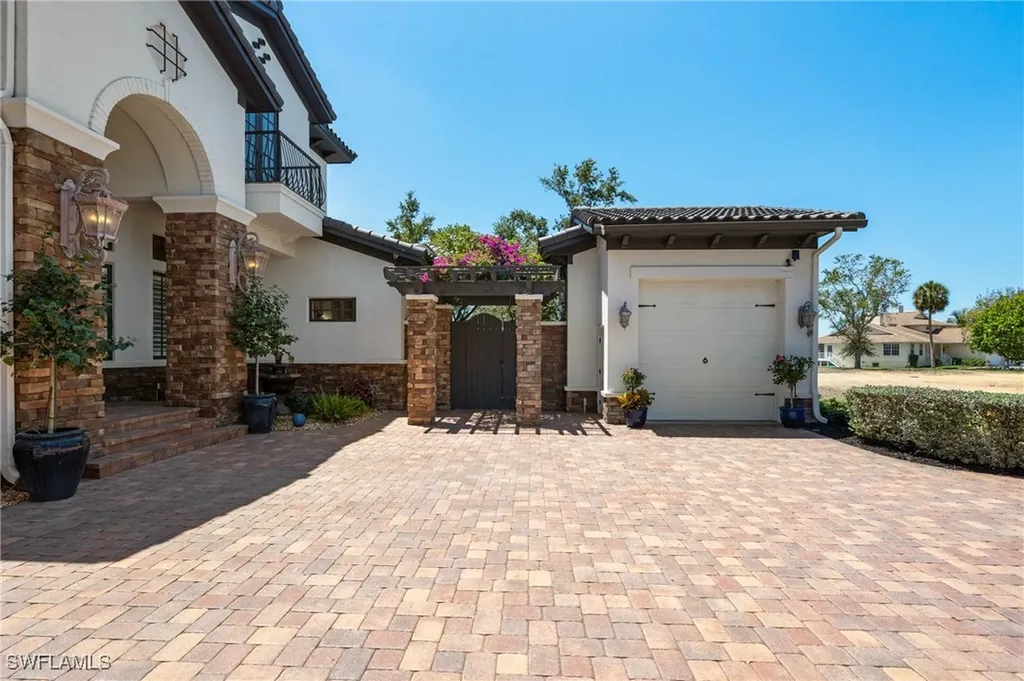 2107 4th Street Court W Palmetto FL 34221