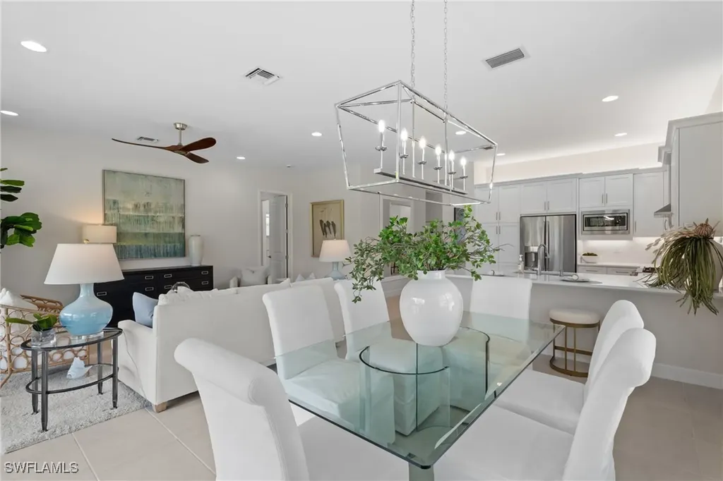 12389 Dahlia Court Naples FL 34120