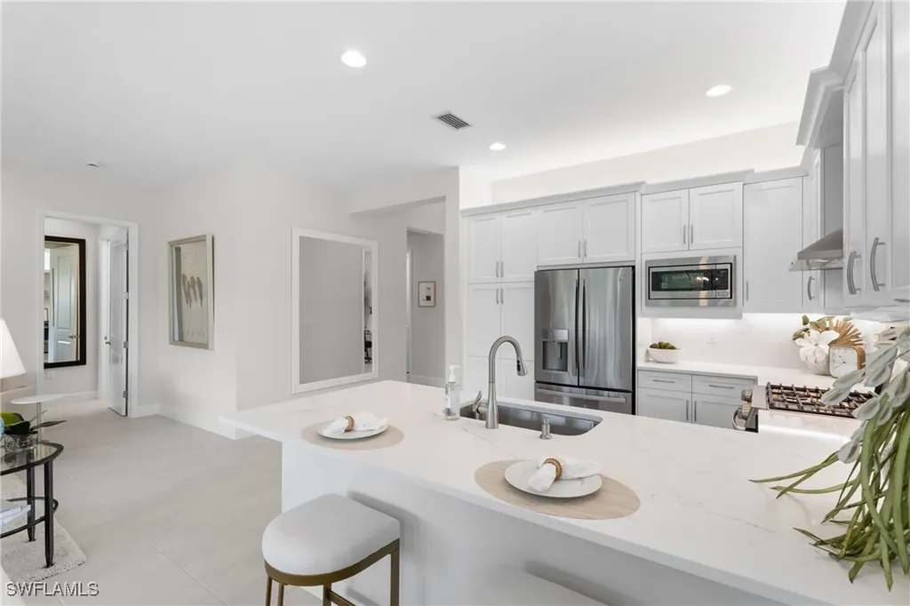 12389 Dahlia Court Naples FL 34120