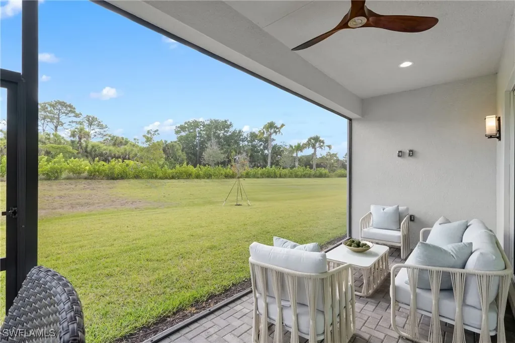 12389 Dahlia Court Naples FL 34120