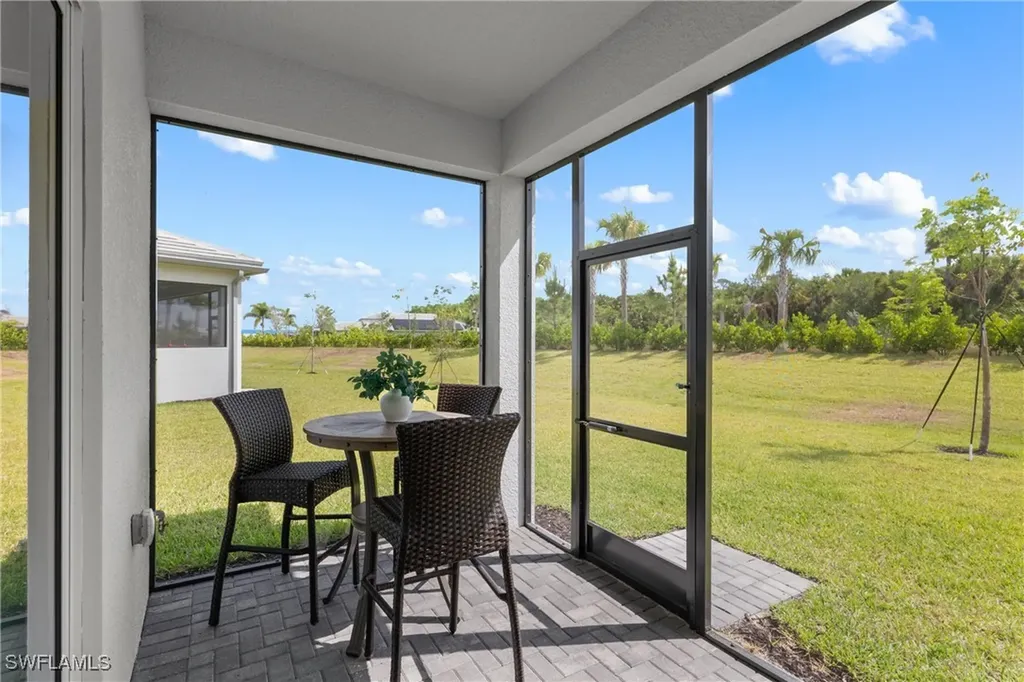 12389 Dahlia Court Naples FL 34120
