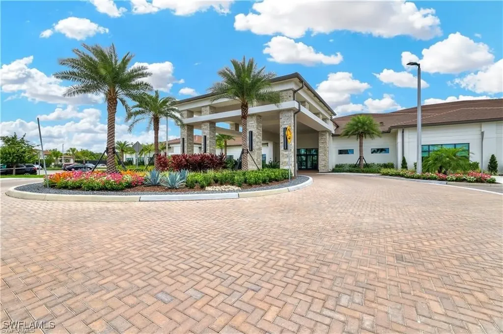 12389 Dahlia Court Naples FL 34120