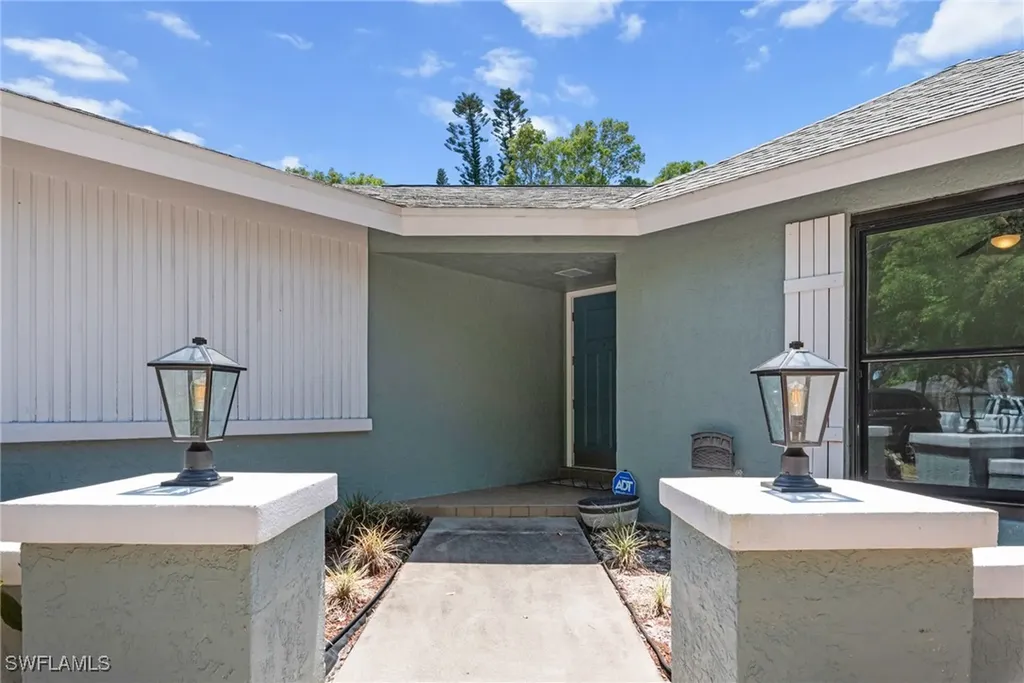 Fort Myers FL, 12331 Mcgregor Boulevard