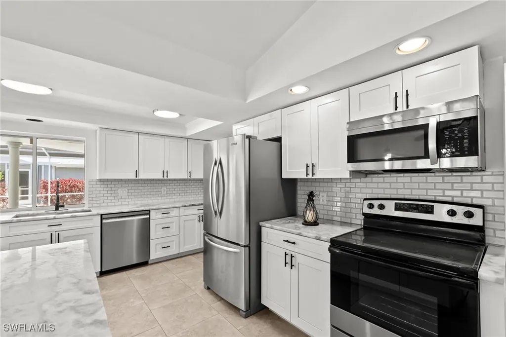 12331 Mcgregor Boulevard Fort Myers FL 33919