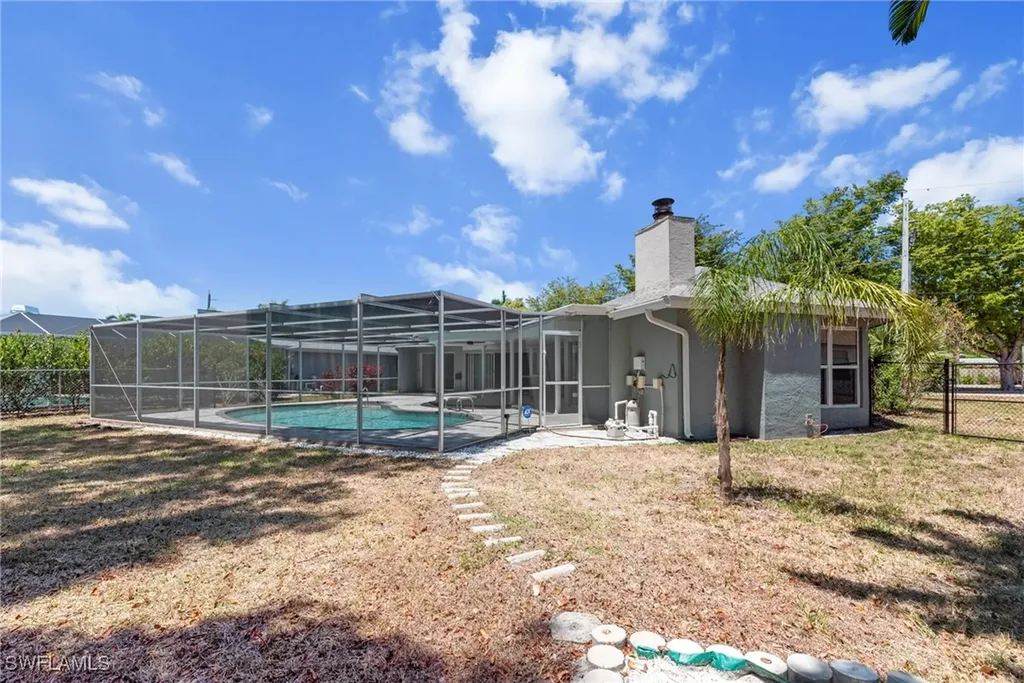 12331 Mcgregor Boulevard Fort Myers FL 33919