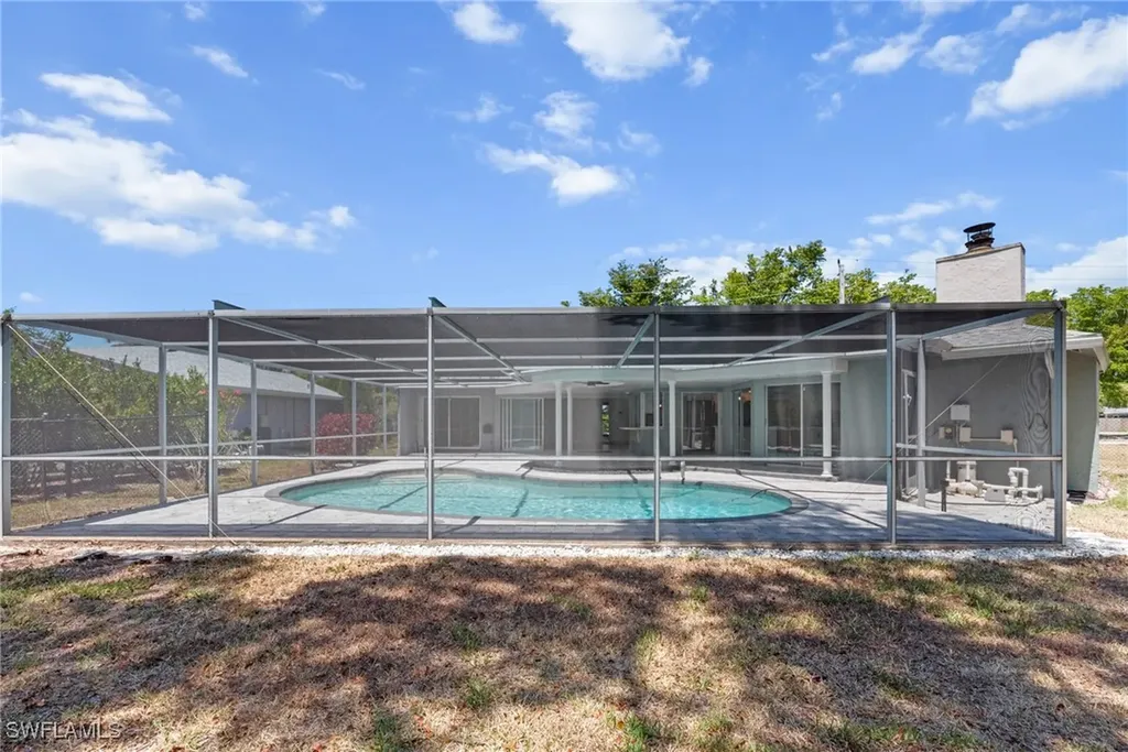 12331 Mcgregor Boulevard Fort Myers FL 33919