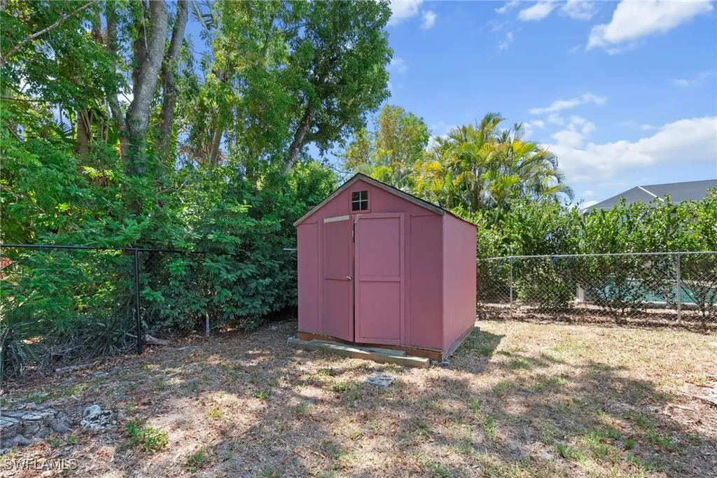 12331 Mcgregor Boulevard Fort Myers FL 33919