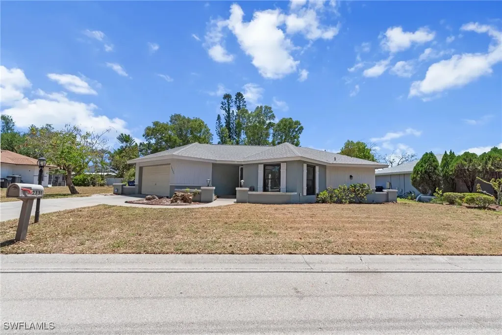 12331 Mcgregor Boulevard Fort Myers FL 33919