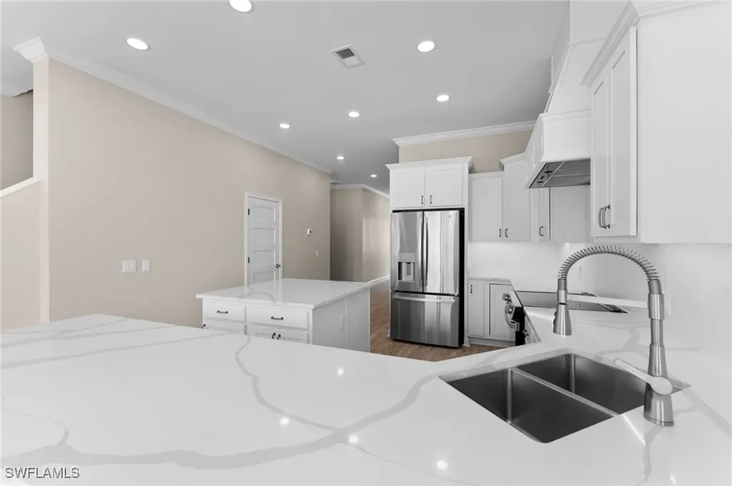 4451 Tarpon Avenue Bonita Springs FL 34134