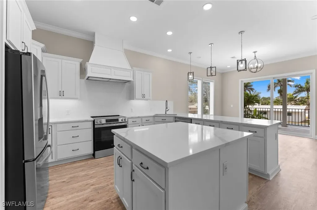 4451 Tarpon Avenue Bonita Springs FL 34134