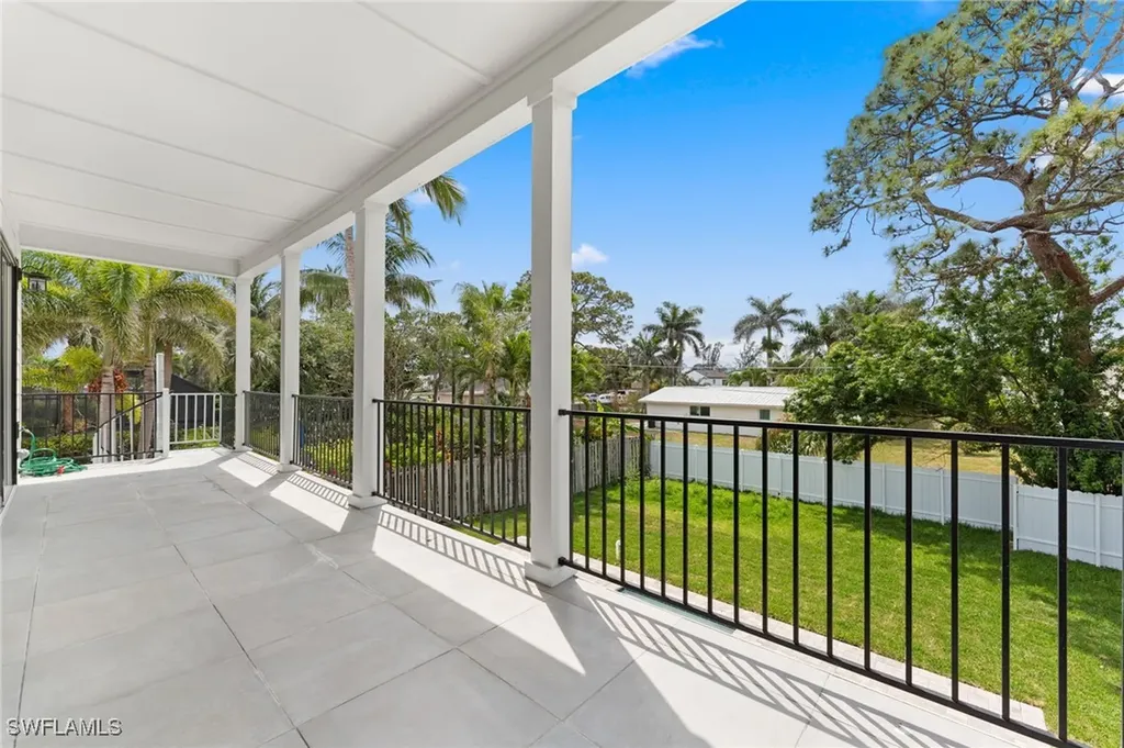 4451 Tarpon Avenue Bonita Springs FL 34134