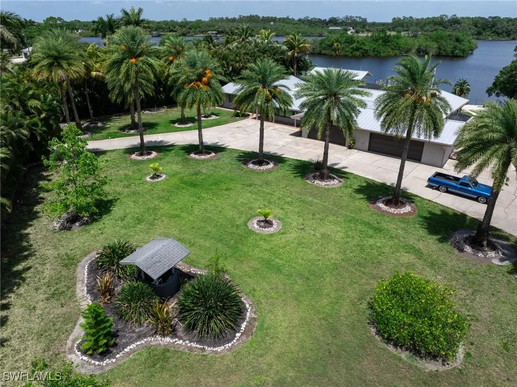 14562 Riverside Drive Fort Myers FL 33905