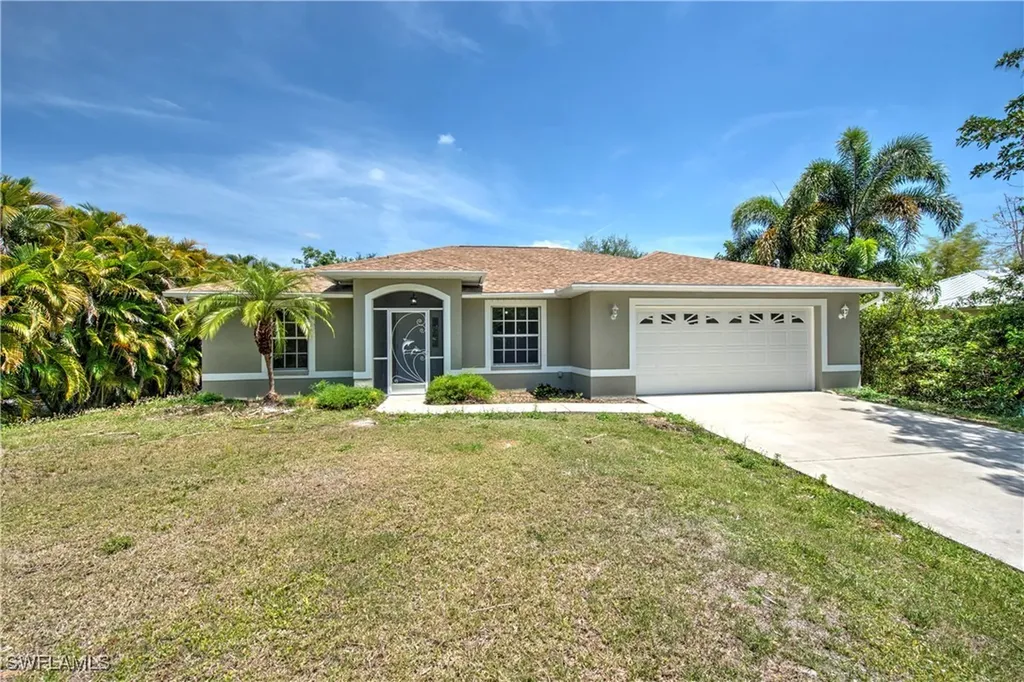 2381 Webster Road Alva FL 33920