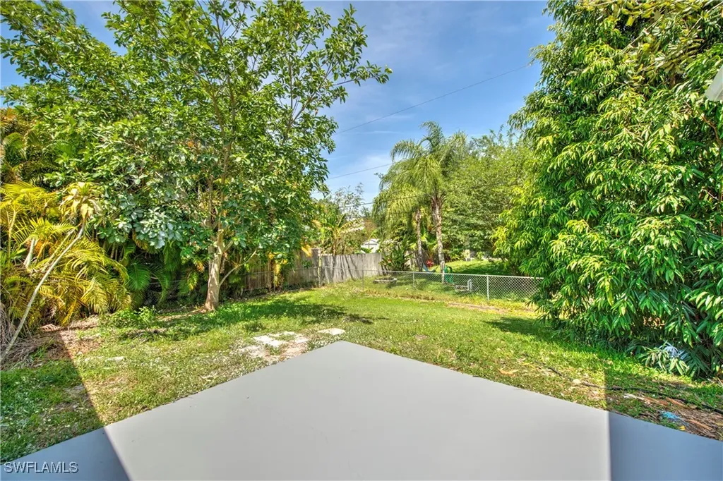 2381 Webster Road Alva FL 33920