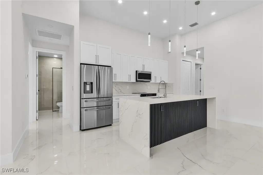 806 Santa Barbara Boulevard Cape Coral FL 33991