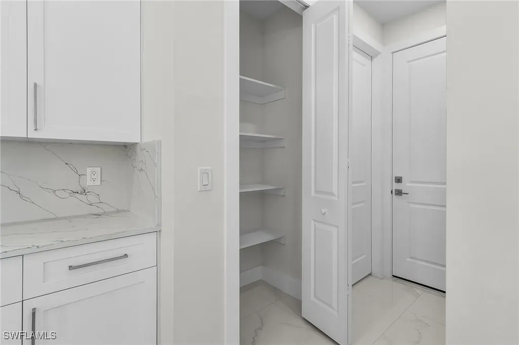 806 Santa Barbara Boulevard Cape Coral FL 33991