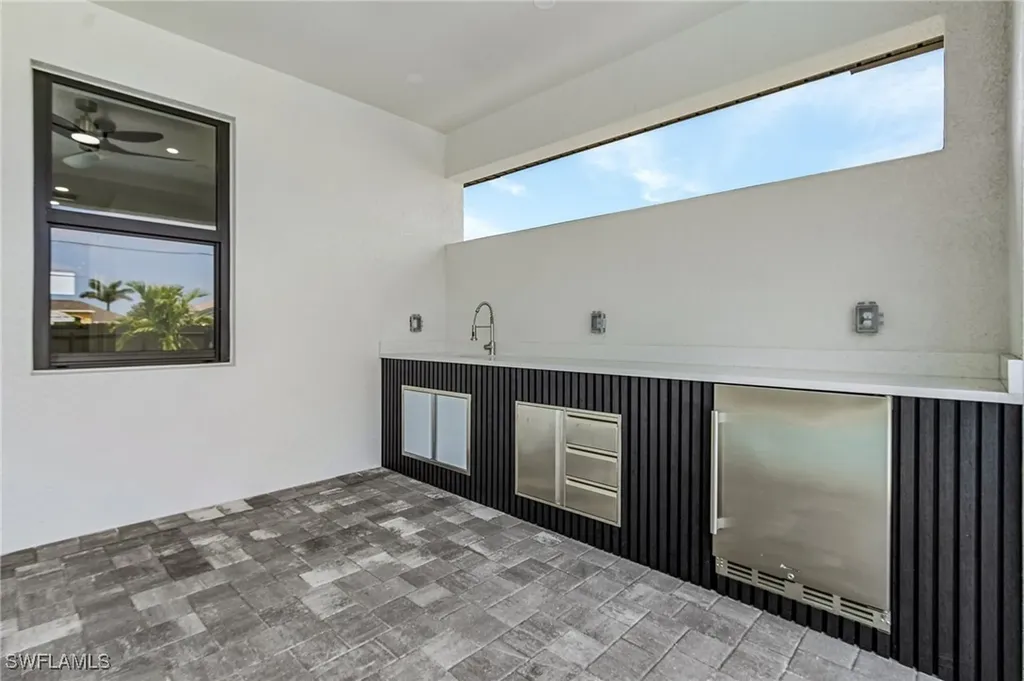 806 Santa Barbara Boulevard Cape Coral FL 33991