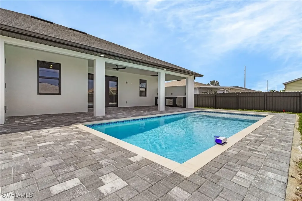 806 Santa Barbara Boulevard Cape Coral FL 33991