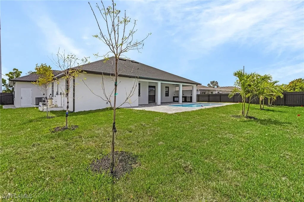 806 Santa Barbara Boulevard Cape Coral FL 33991