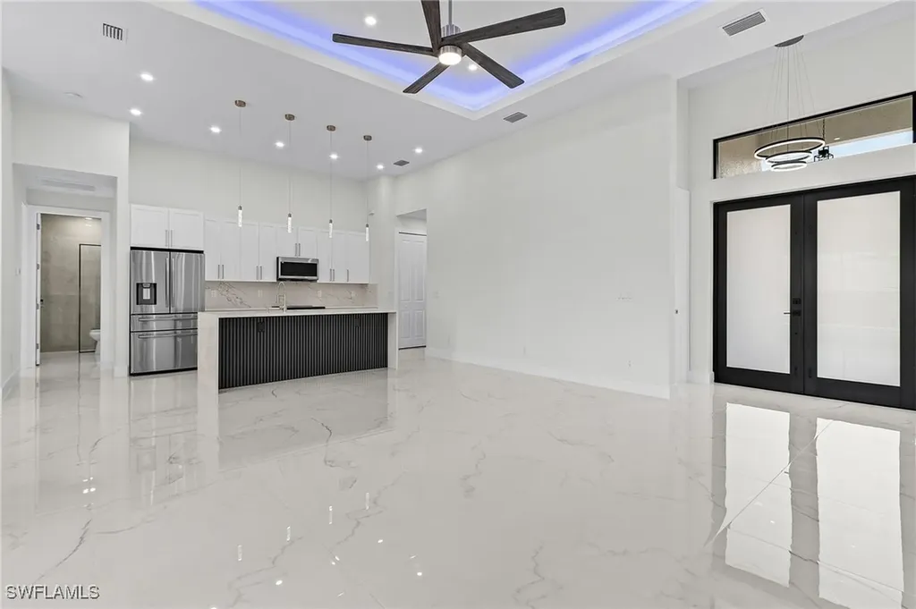 806 Santa Barbara Boulevard Cape Coral FL 33991
