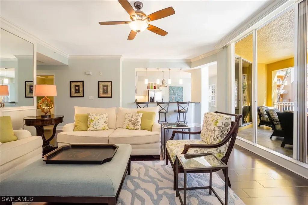 450 Bayfront Place Naples FL 34102-6468