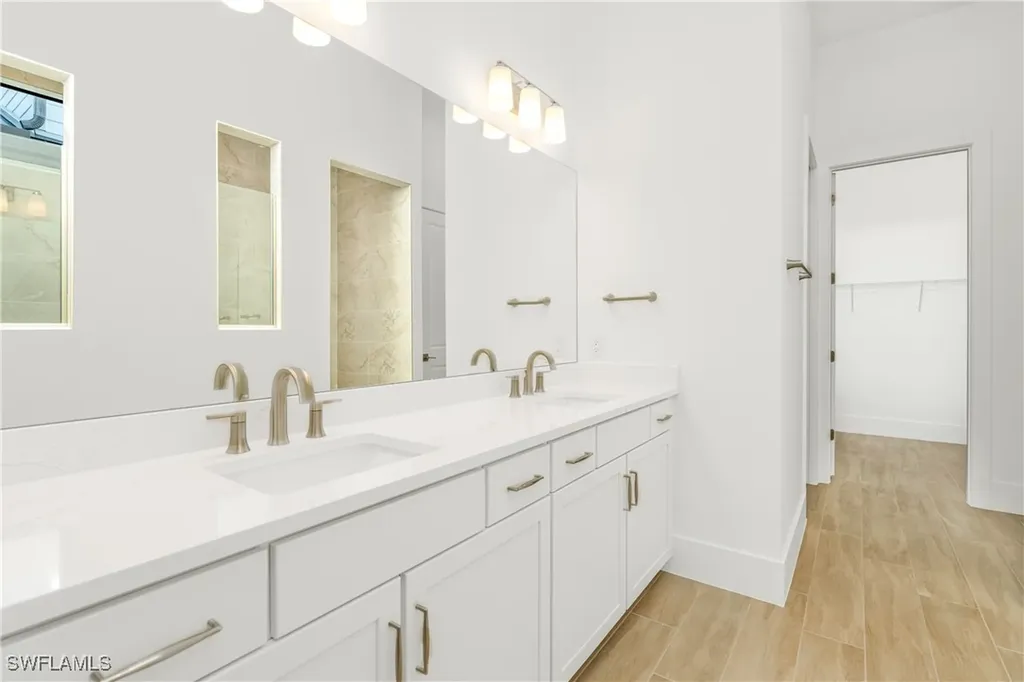 9589 Caymas Terrace Naples FL 34114
