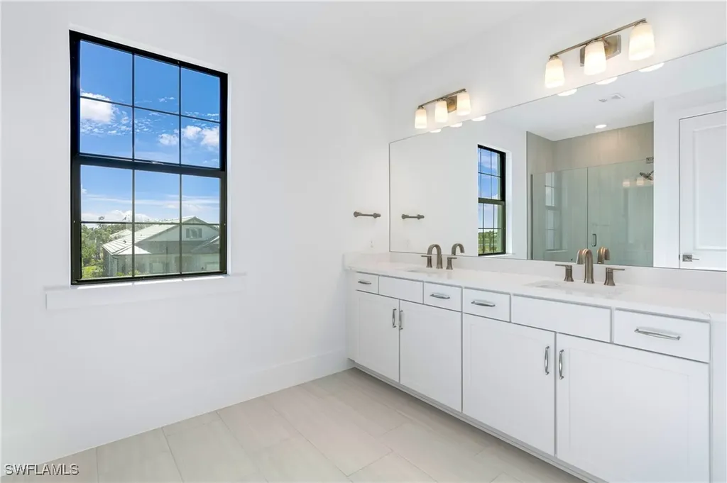 9589 Caymas Terrace Naples FL 34114