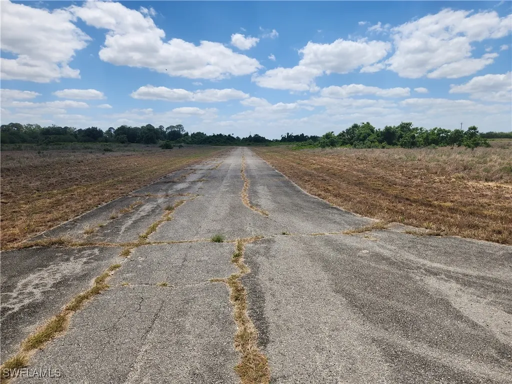 501 Leon Court Labelle FL 33935