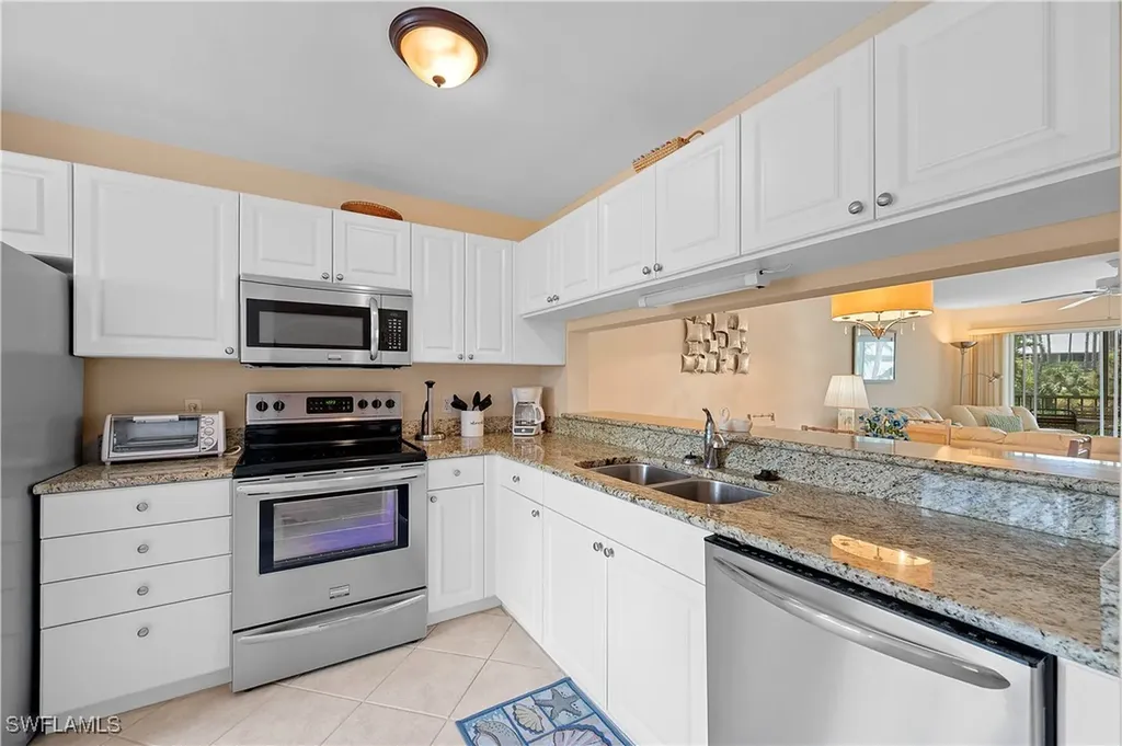 3072 Sandpiper Bay Circle Naples FL 34112