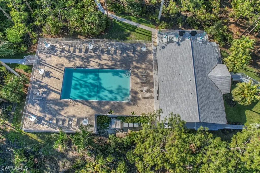 3072 Sandpiper Bay Circle Naples FL 34112
