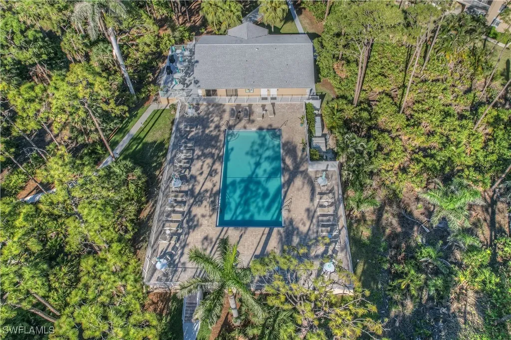 3072 Sandpiper Bay Circle Naples FL 34112