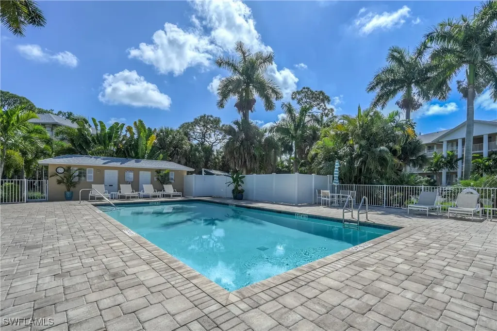 3072 Sandpiper Bay Circle Naples FL 34112