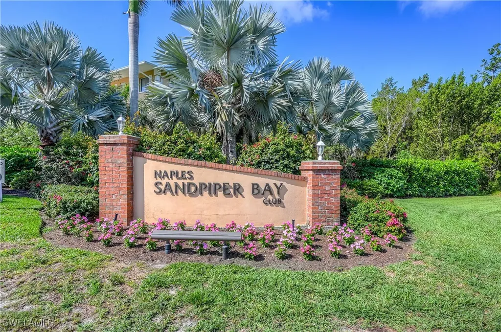 3072 Sandpiper Bay Circle Naples FL 34112