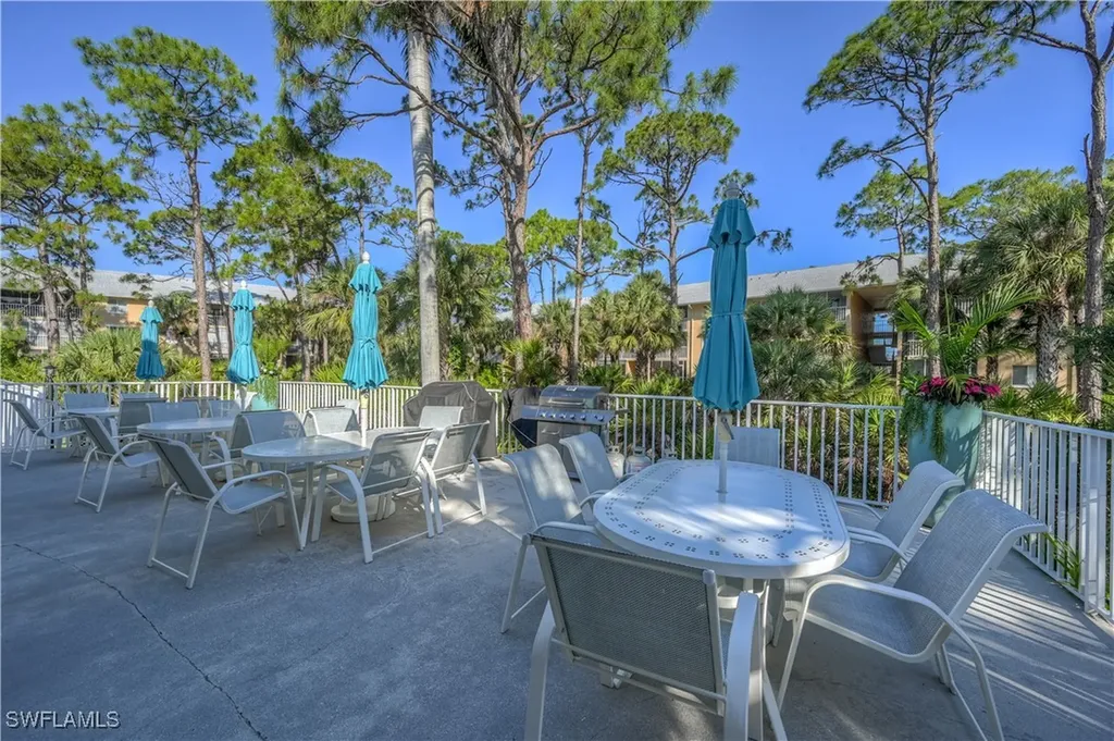 3072 Sandpiper Bay Circle Naples FL 34112