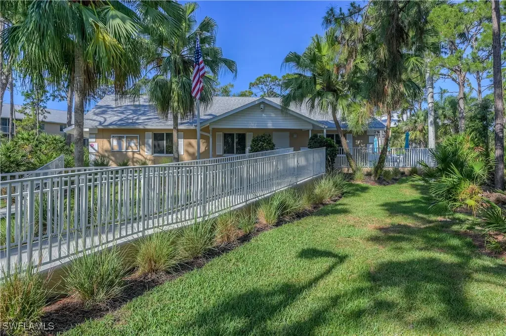 3072 Sandpiper Bay Circle Naples FL 34112