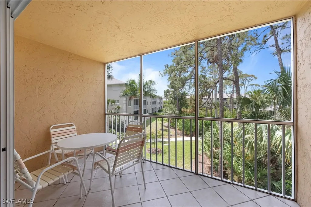 3072 Sandpiper Bay Circle Naples FL 34112