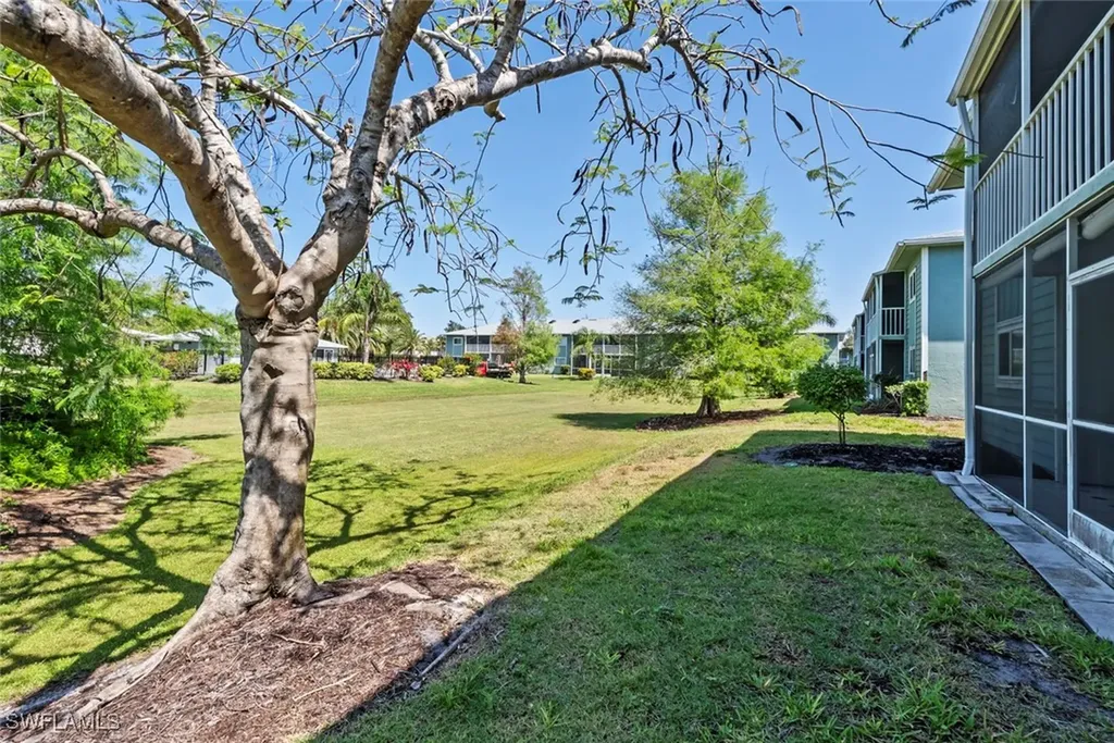 138 Cypress Way E Naples FL 34110