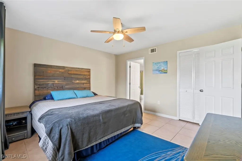 138 Cypress Way E Naples FL 34110