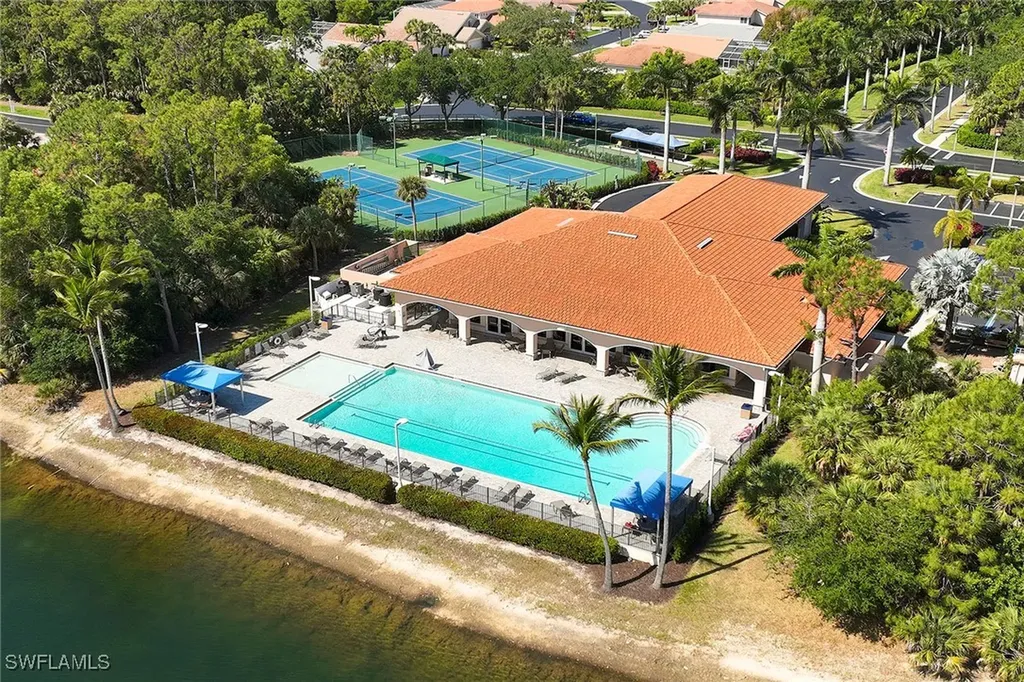 7730 Woodbrook Circle Naples FL 34104
