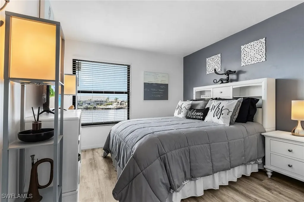 4647 SE 17th Place Cape Coral FL 33904