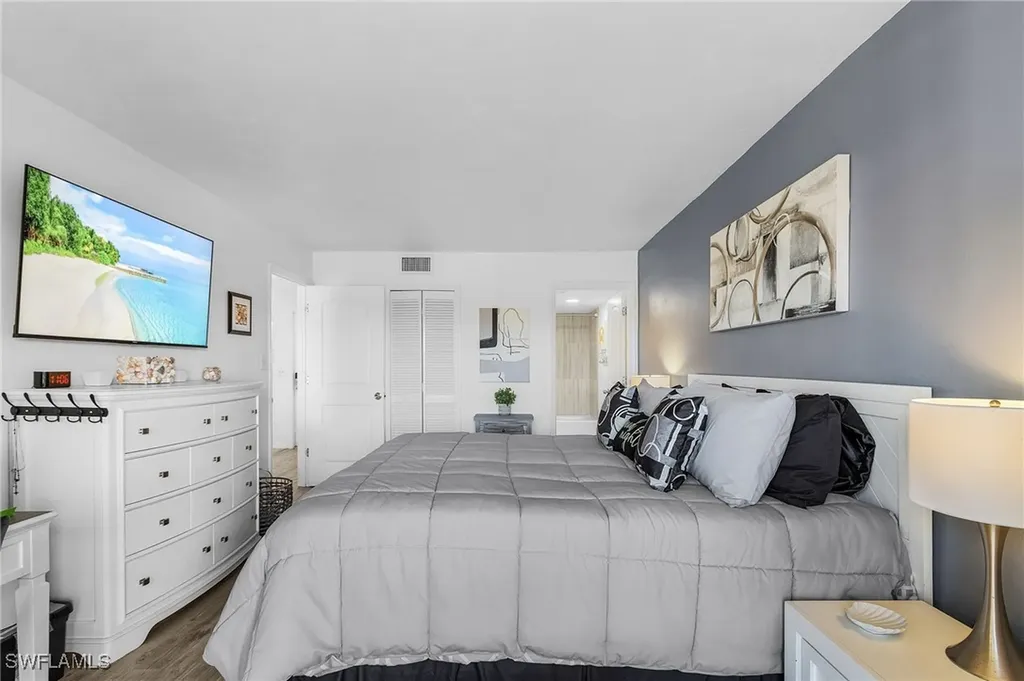 4647 SE 17th Place Cape Coral FL 33904