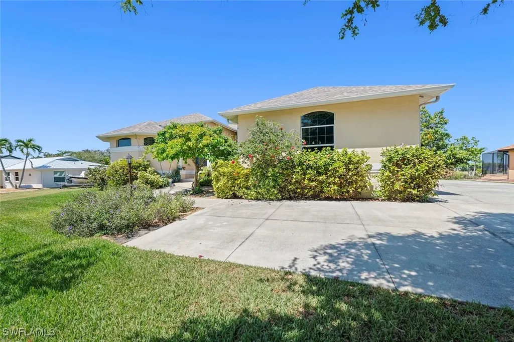 15012 Bonaire Circle Fort Myers FL 33908
