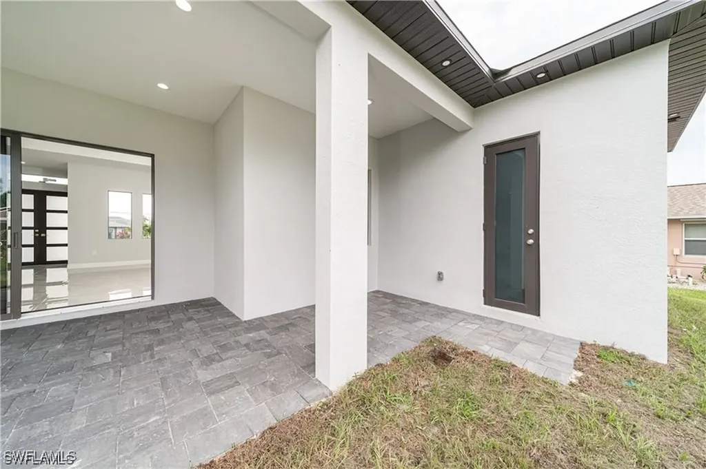 2509 SW 37th Terrace Cape Coral FL 33914