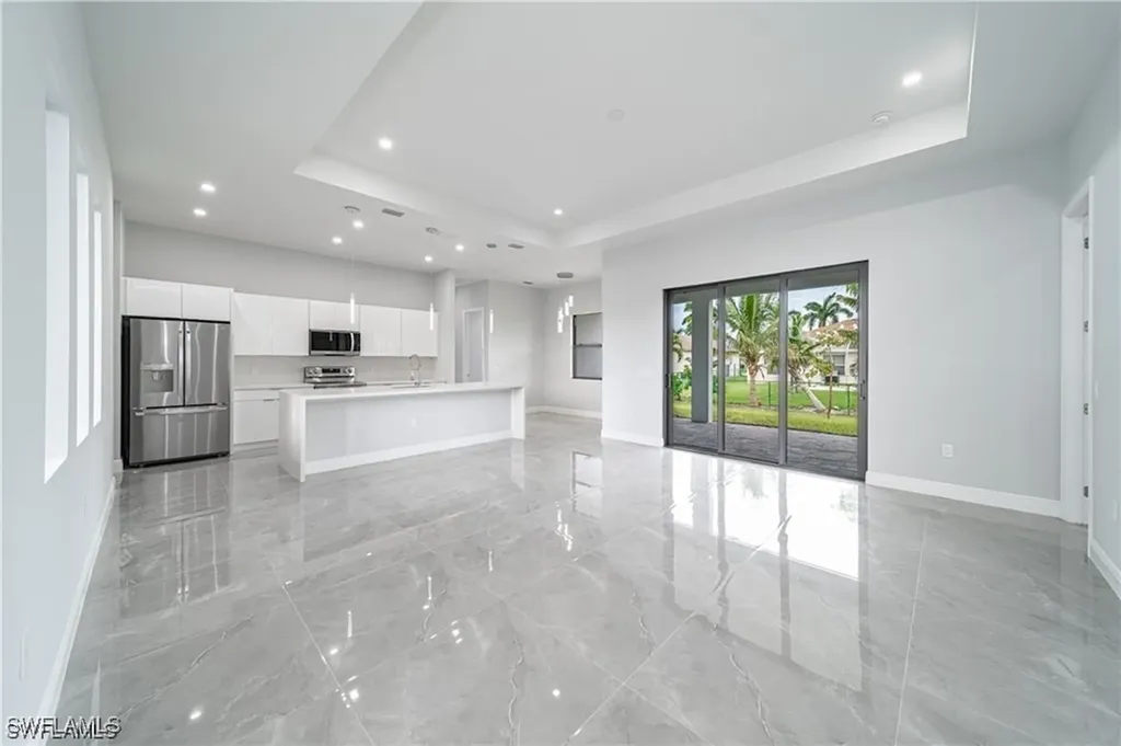 2509 SW 37th Terrace Cape Coral FL 33914